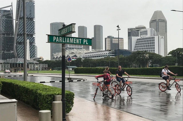 Switzerland and Singapore are role models for the future