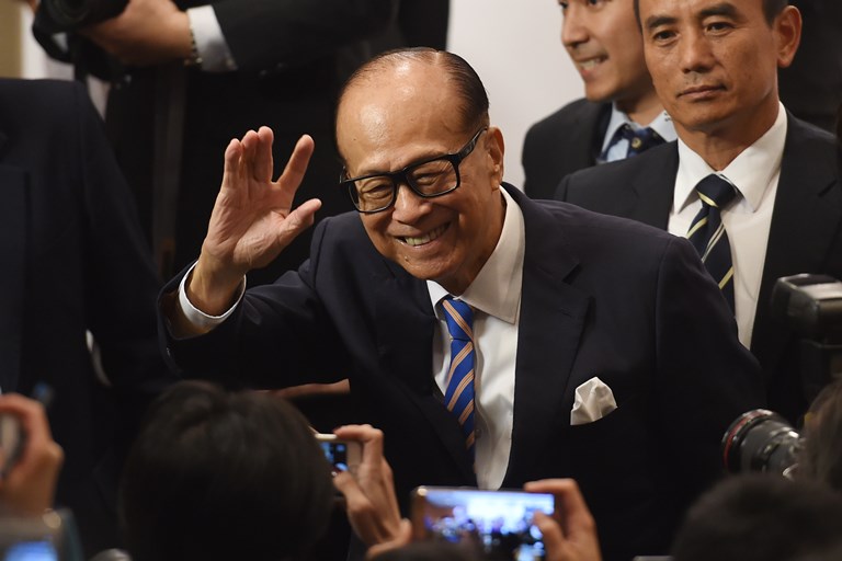  Ninety-year-old Li Ka-shing, Hong Kong’s richest man.  SOURCE ANTHONY WALLACE/AFP/GETTY 